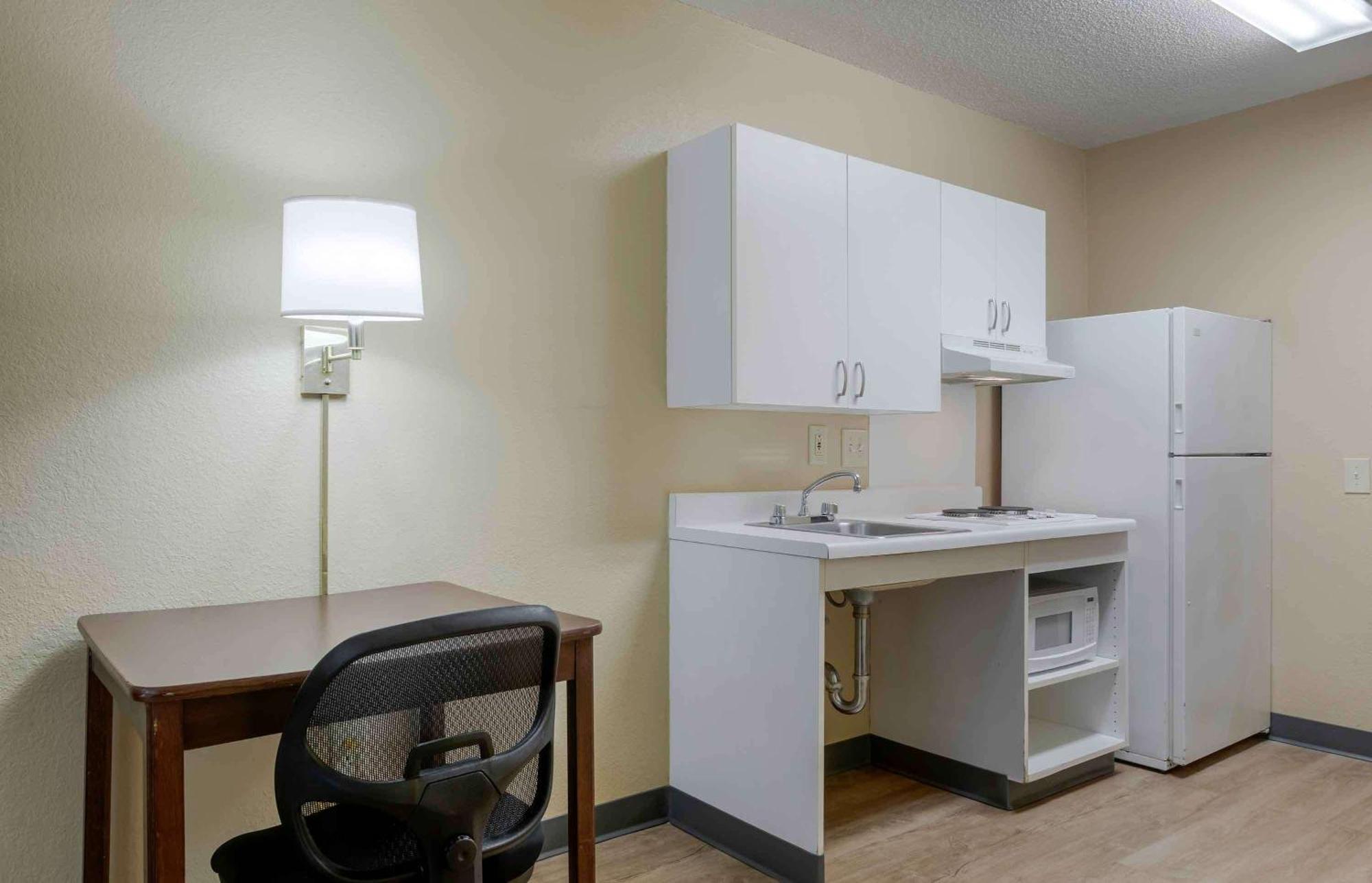 Extended Stay America Select Suites - Orlando - Conven Ctr - Sports Complex Williamsburg Exterior photo